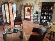 Pappagiannades Ostkreta, Pappagiannades: Traditionelles Steinhaus mit großem Garten voller Olivenbäume zu verkaufen Haus kaufen